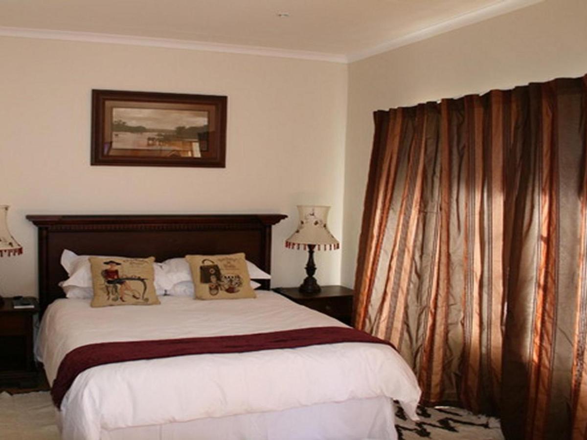 Kwela Bed & Breakfast อลิวาลนอร์ท ภายนอก รูปภาพ