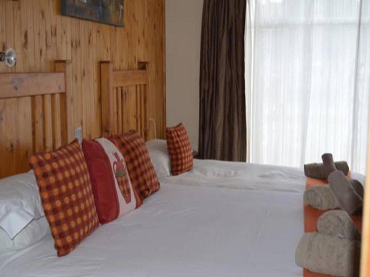Kwela Bed & Breakfast อลิวาลนอร์ท ภายนอก รูปภาพ